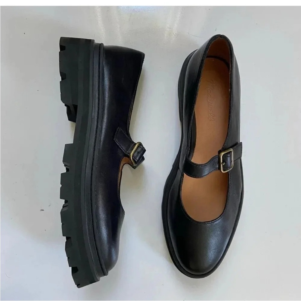 Madewell Freya Platform Leather Lugsole Mary Jane size 9

Wore 1 time - Picture 4 of 7